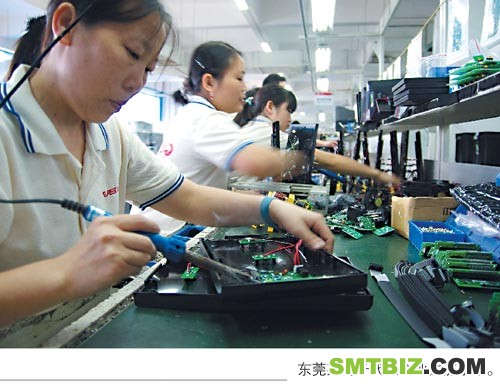 　　涨薪潮等诸多利空之下，企业利润不断被摊薄；扩大规模避险，又被“招工荒”困扰